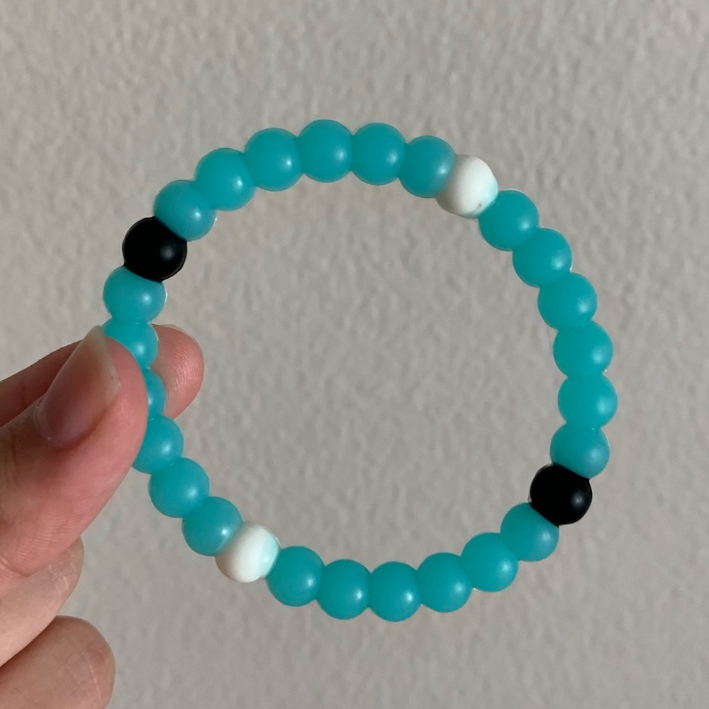 Glow in the Dark Blue/Teal Lokai Bracelet